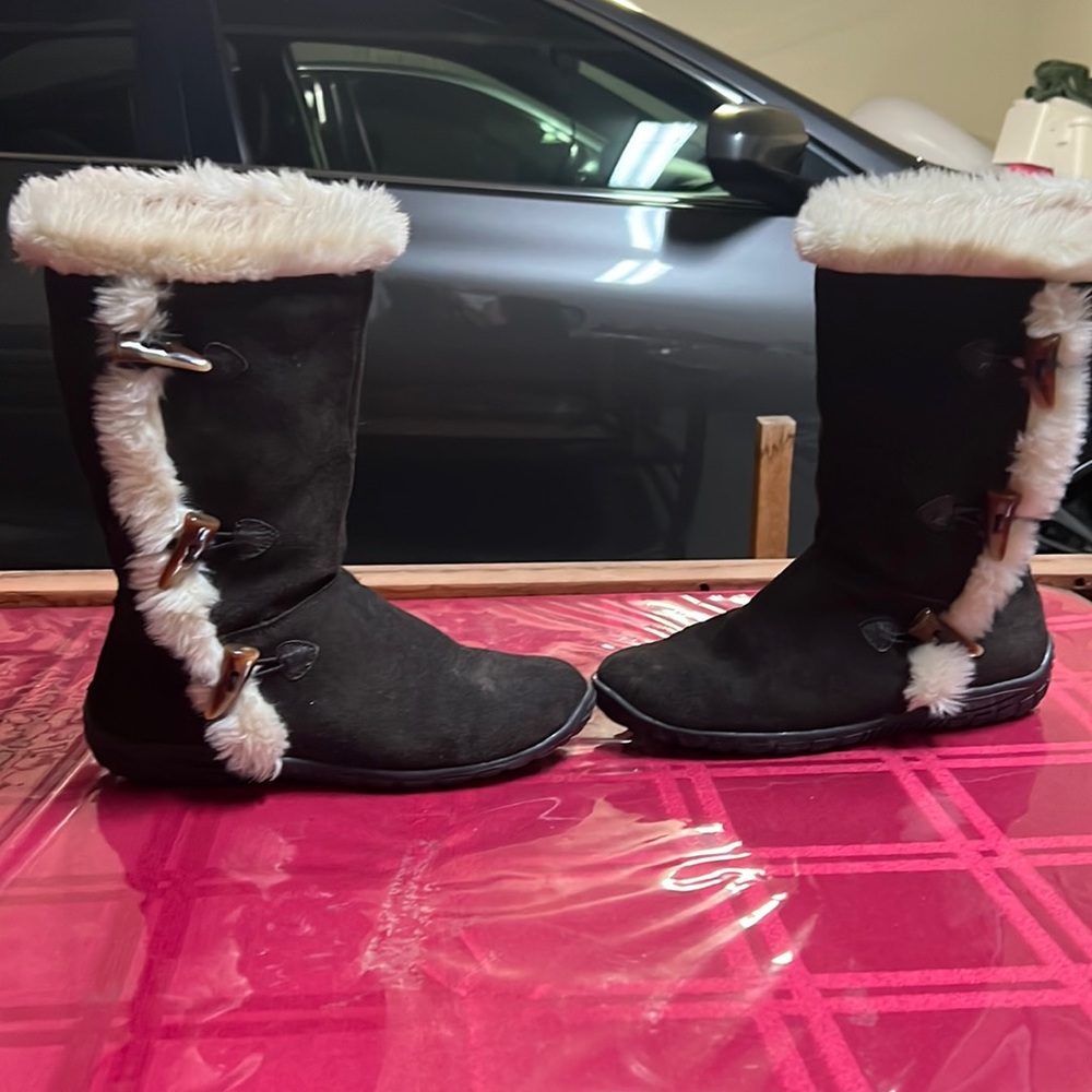 Sonoma boots